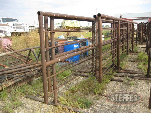 (5) freestanding livestock panels-_1.jpg